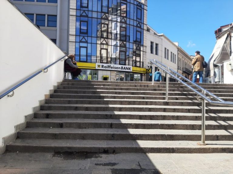 raiffeisen aedificium reclamatie
